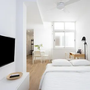 https://los-abrigos-bonito-y-luminoso-estudio-junto-al-mar.in-canary-islands.com