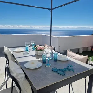 https://atico-micaela-terraza-y-vistas.tenerifehoteles.net